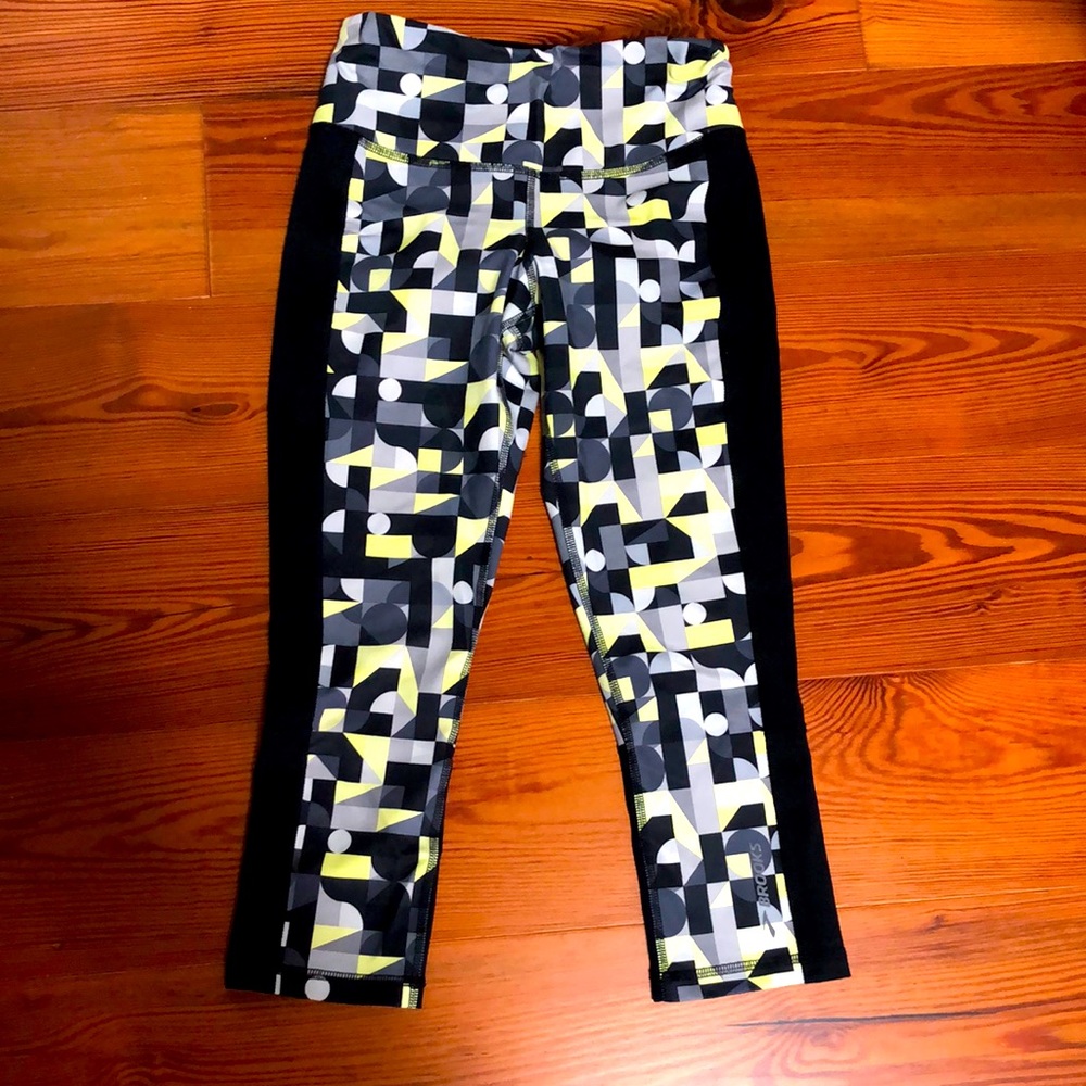 Brooks capri leggings